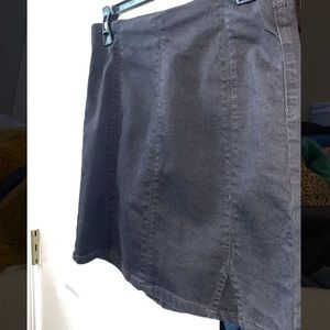 Free People Black jean skirt!